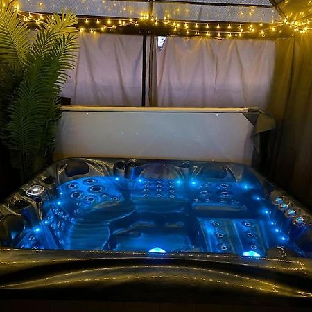Secret Gem 1 Bed Garden Flat Private Luxury Hot Tub Lejlighed Bournemouth Eksteriør billede