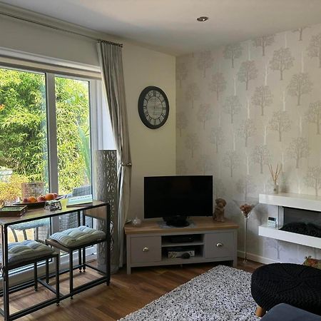 Secret Gem 1 Bed Garden Flat Private Luxury Hot Tub Lejlighed Bournemouth Eksteriør billede