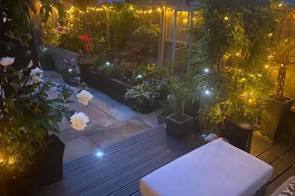 Secret Gem 1 Bed Garden Flat Private Luxury Hot Tub Lejlighed Bournemouth Eksteriør billede