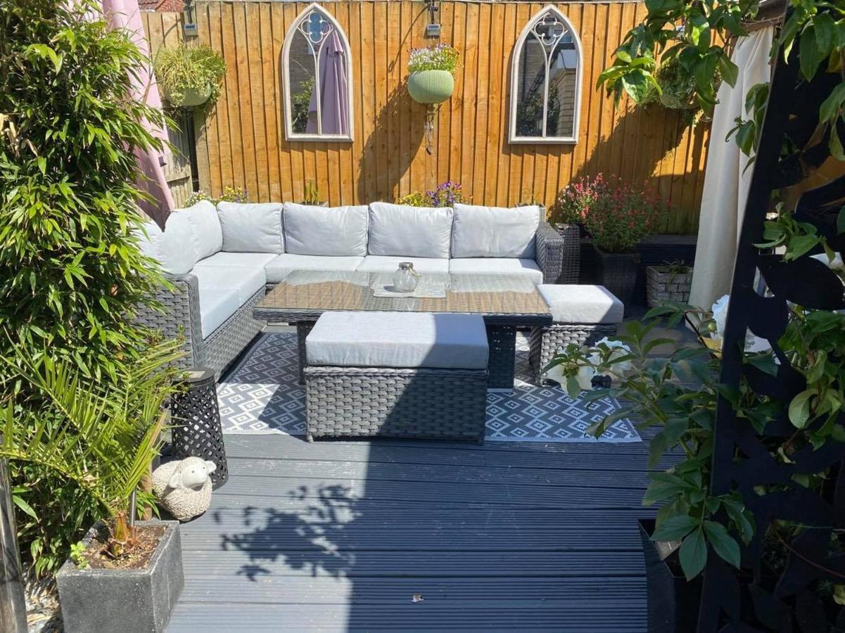 Secret Gem 1 Bed Garden Flat Private Luxury Hot Tub Lejlighed Bournemouth Eksteriør billede