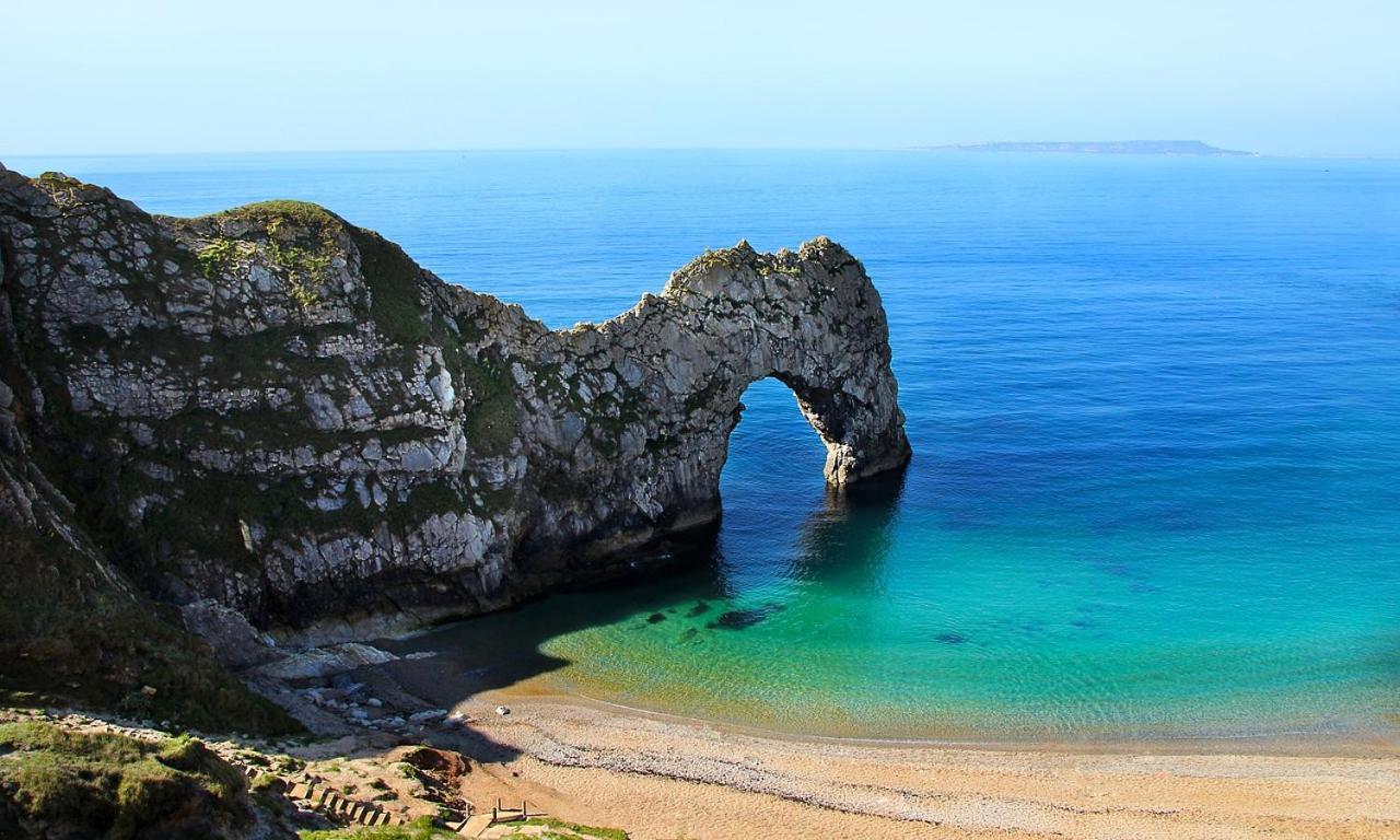 Secret Gem 1 Bed Garden Flat Private Luxury Hot Tub Lejlighed Bournemouth Eksteriør billede